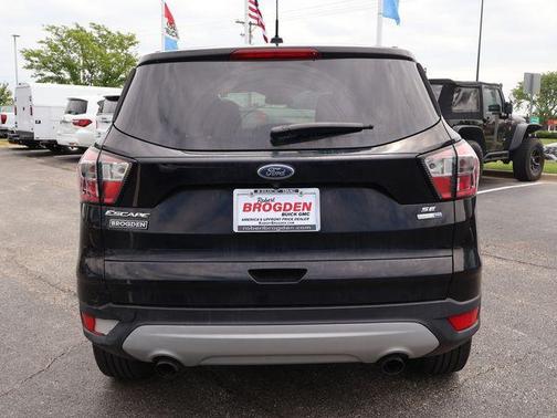 Shadow Black 2017 Ford Escape SE
