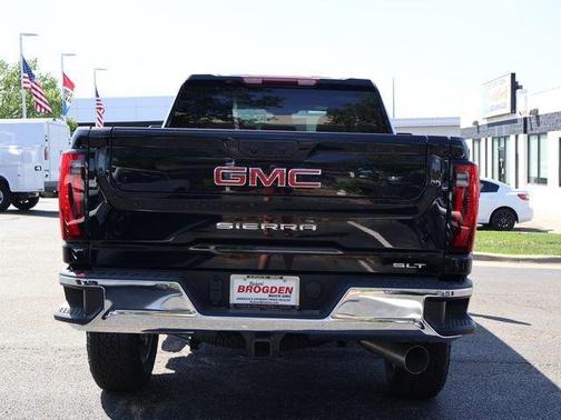 Onyx Black 2026 GMC Sierra 2500 SLT