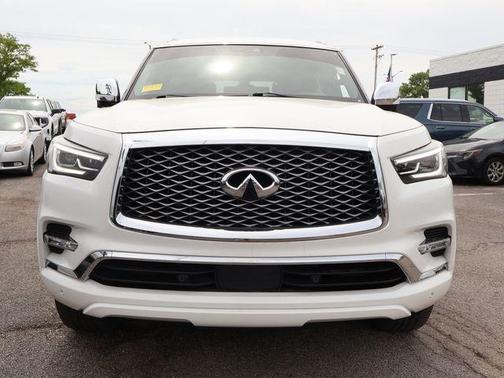 Moonstone White 2023 INFINITI QX80 SENSORY