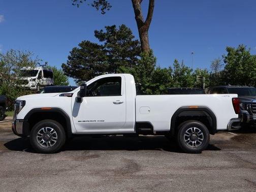 Summit White 2026 GMC Sierra 3500 SLE