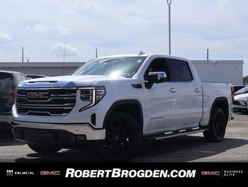 White Frost 2023 GMC Sierra 1500 SLT