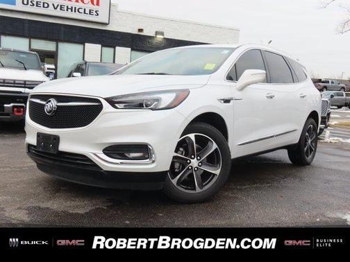 2020 Buick Enclave Essence