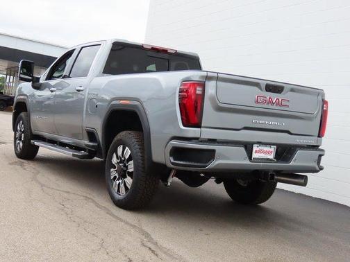 2025 GMC Sierra 2500 Denali