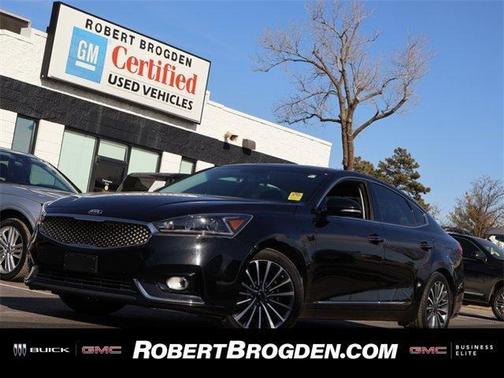 2017 Kia Cadenza Premium