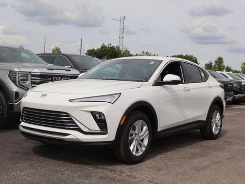 Summit White 2026 Buick Envista Preferred