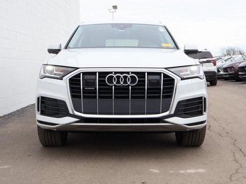 2021 Audi Q7 45 Premium Plus