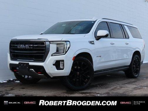 2022 GMC Yukon XL AT4
