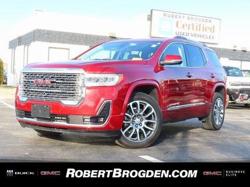 2023 GMC Acadia Denali