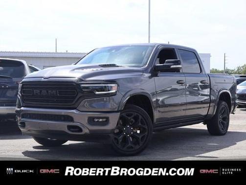 Crystal Metallic 2022 RAM 1500 Limited