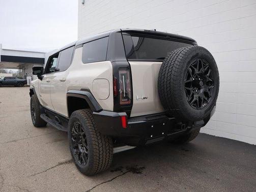 2026 GMC HUMMER EV SUV 2X