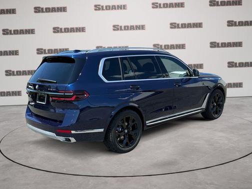Tanzanite Blue II Metallic 2027 BMW X7 xDrive40i