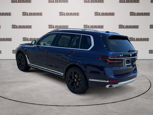 Tanzanite Blue II Metallic 2027 BMW X7 xDrive40i