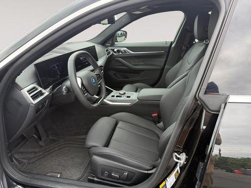 Black Sapphire Metallic 2025 BMW i4 Gran Coupe xDrive40