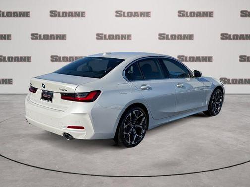 Mineral White Metallic 2026 BMW 330 i xDrive