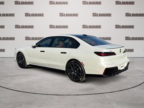 Mineral White Metallic 2026 BMW 750e i xDrive