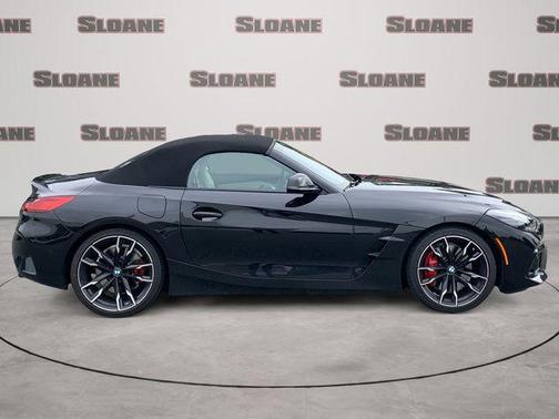 Black Sapphire Metallic 2026 BMW Z4 M40i