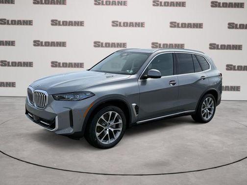Skyscraper Grey Metallic 2026 BMW X5 xDrive40i
