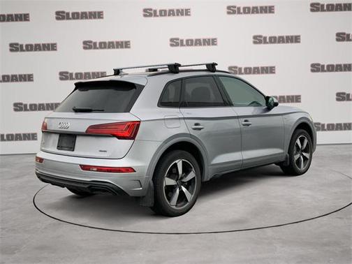 2022 Audi Q5 45 S line Premium Plus