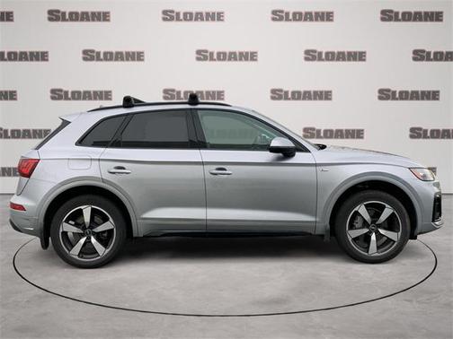 2022 Audi Q5 45 S line Premium Plus