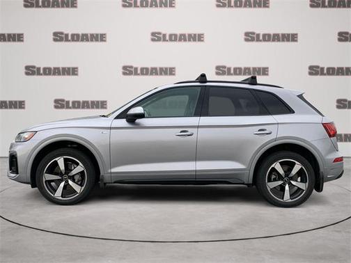 2022 Audi Q5 45 S line Premium Plus