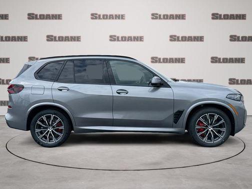 Skyscraper Grey Metallic 2026 BMW X5 xDrive40i