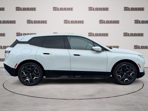 Mineral White Metallic 2024 BMW iX xDrive50
