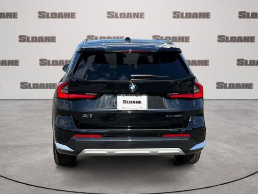 Black Sapphire Metallic 2026 BMW X1 xDrive28i