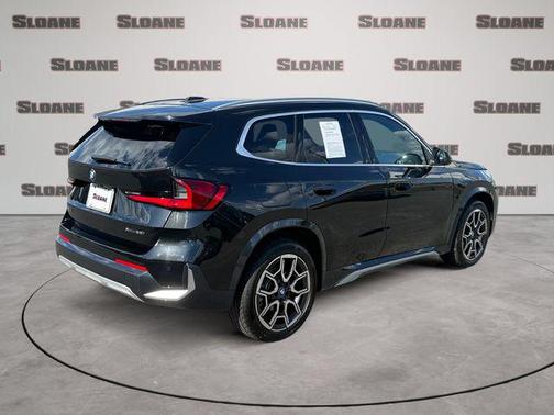 Black Sapphire Metallic 2026 BMW X1 xDrive28i