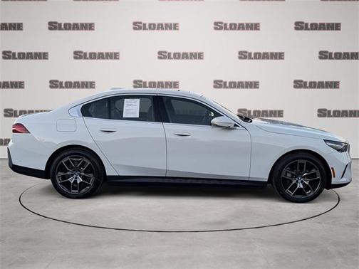 2025 BMW i5 xDrive40