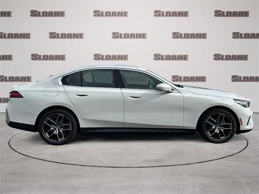 2025 BMW i5 xDrive40