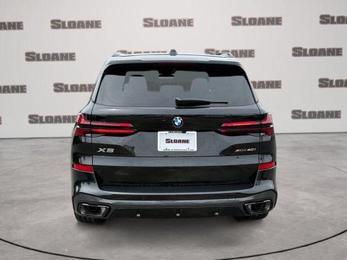 Black Sapphire Metallic 2026 BMW X5 xDrive40i