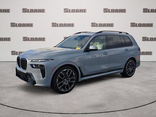 Brooklyn Grey Metallic 2024 BMW X7 xDrive40i