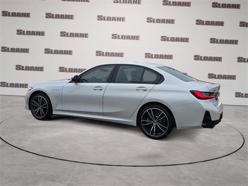 2024 BMW 330e xDrive