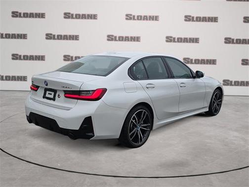 2024 BMW 330e xDrive