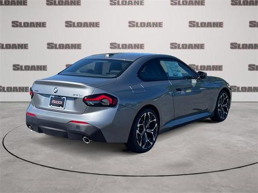 2025 BMW 230 i xDrive