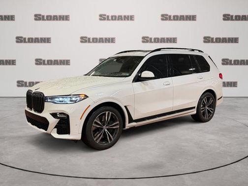 Alpine White 2022 BMW X7 xDrive40i