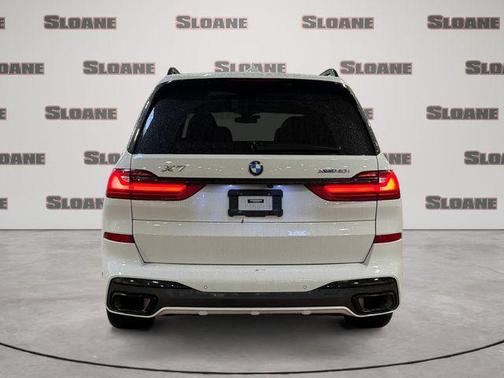 Alpine White 2022 BMW X7 xDrive40i