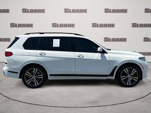 Alpine White 2022 BMW X7 xDrive40i