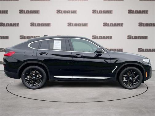 2025 BMW X4 xDrive30i