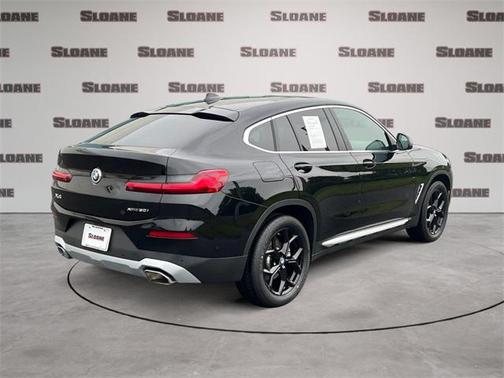 2025 BMW X4 xDrive30i
