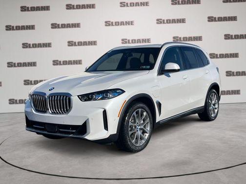 Mineral White Metallic 2026 BMW X5 PHEV xDrive50e
