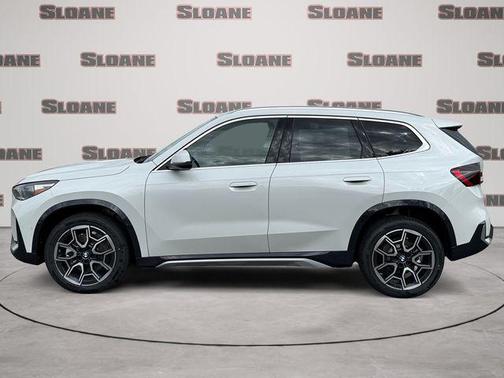 Mineral White Metallic 2026 BMW X1 xDrive28i