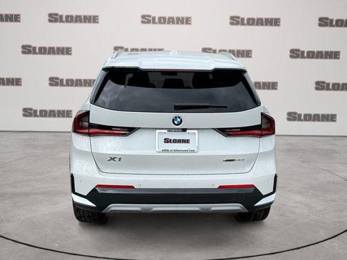 Mineral White Metallic 2026 BMW X1 xDrive28i