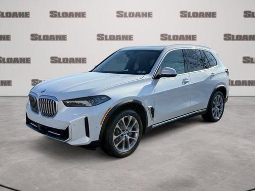 Mineral White Metallic 2026 BMW X5 xDrive40i