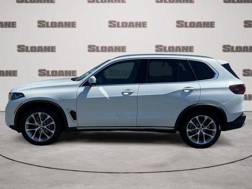 Mineral White Metallic 2026 BMW X5 xDrive40i