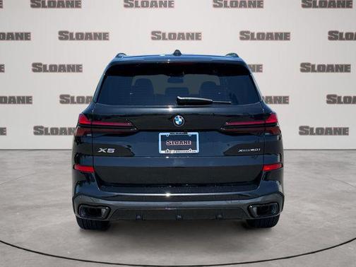 Black Sapphire Metallic 2026 BMW X5 xDrive40i