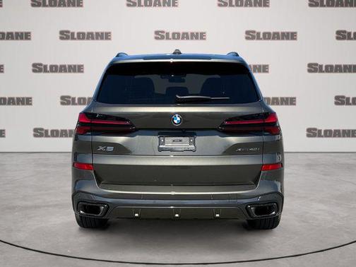 Manhattan Green Metallic 2026 BMW X5 xDrive40i