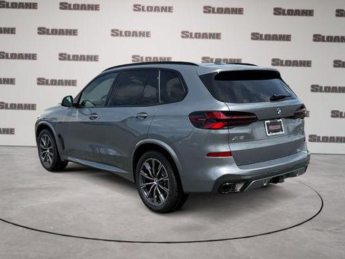 Skyscraper Grey Metallic 2026 BMW X5 xDrive40i