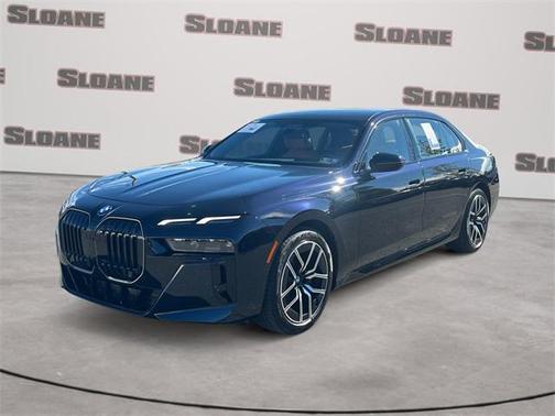 2025 BMW 740 xDrive