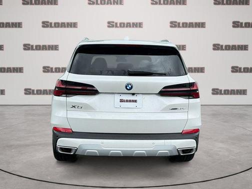 Mineral White Metallic 2026 BMW X5 PHEV xDrive50e